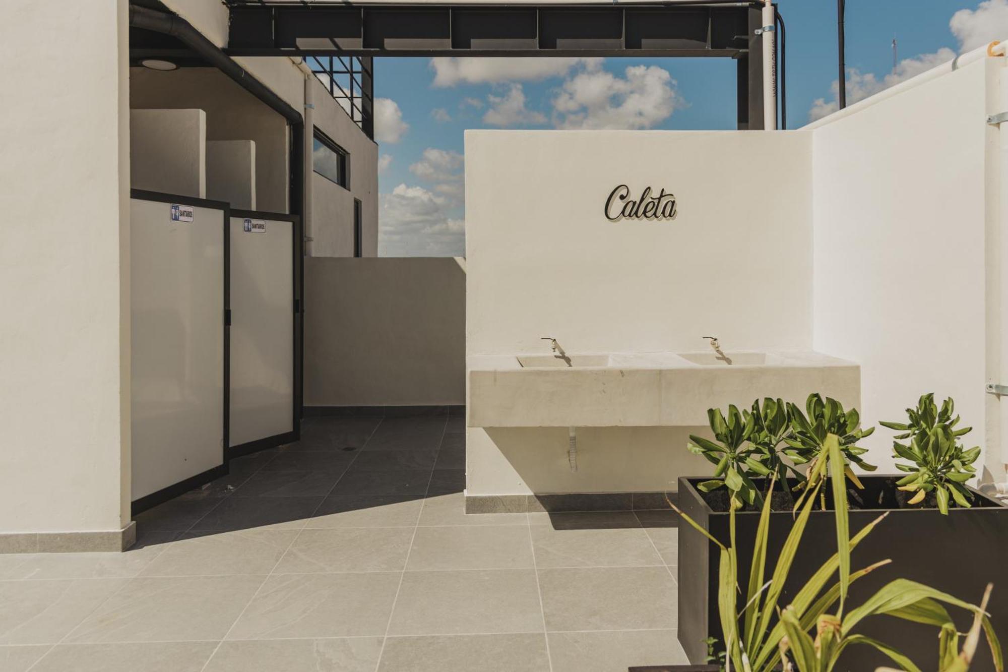 Caleta Hostel Rooftop & Pool Cancun Dış mekan fotoğraf